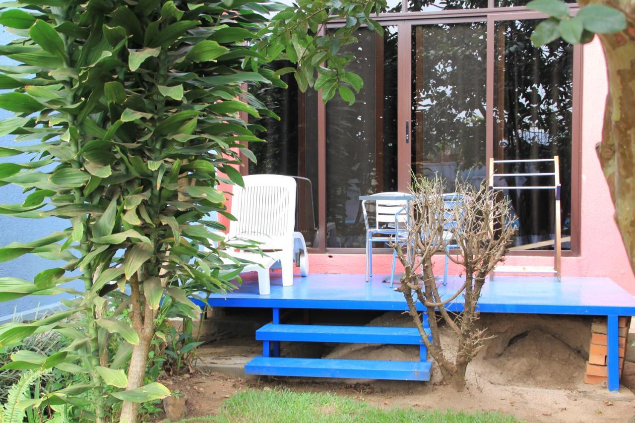 Umusambi B&B 키갈리 외부 사진