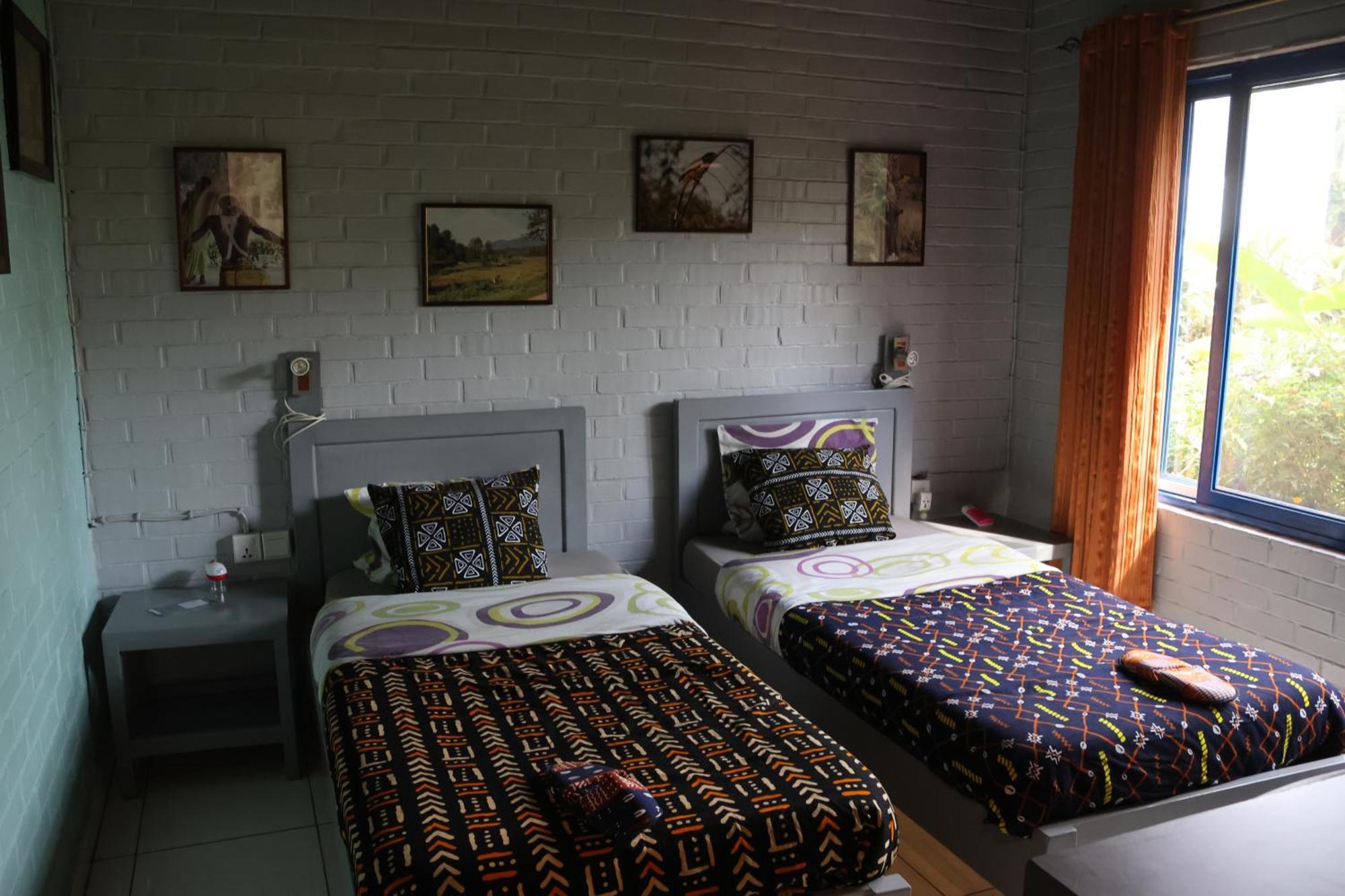 Umusambi B&B 키갈리 외부 사진