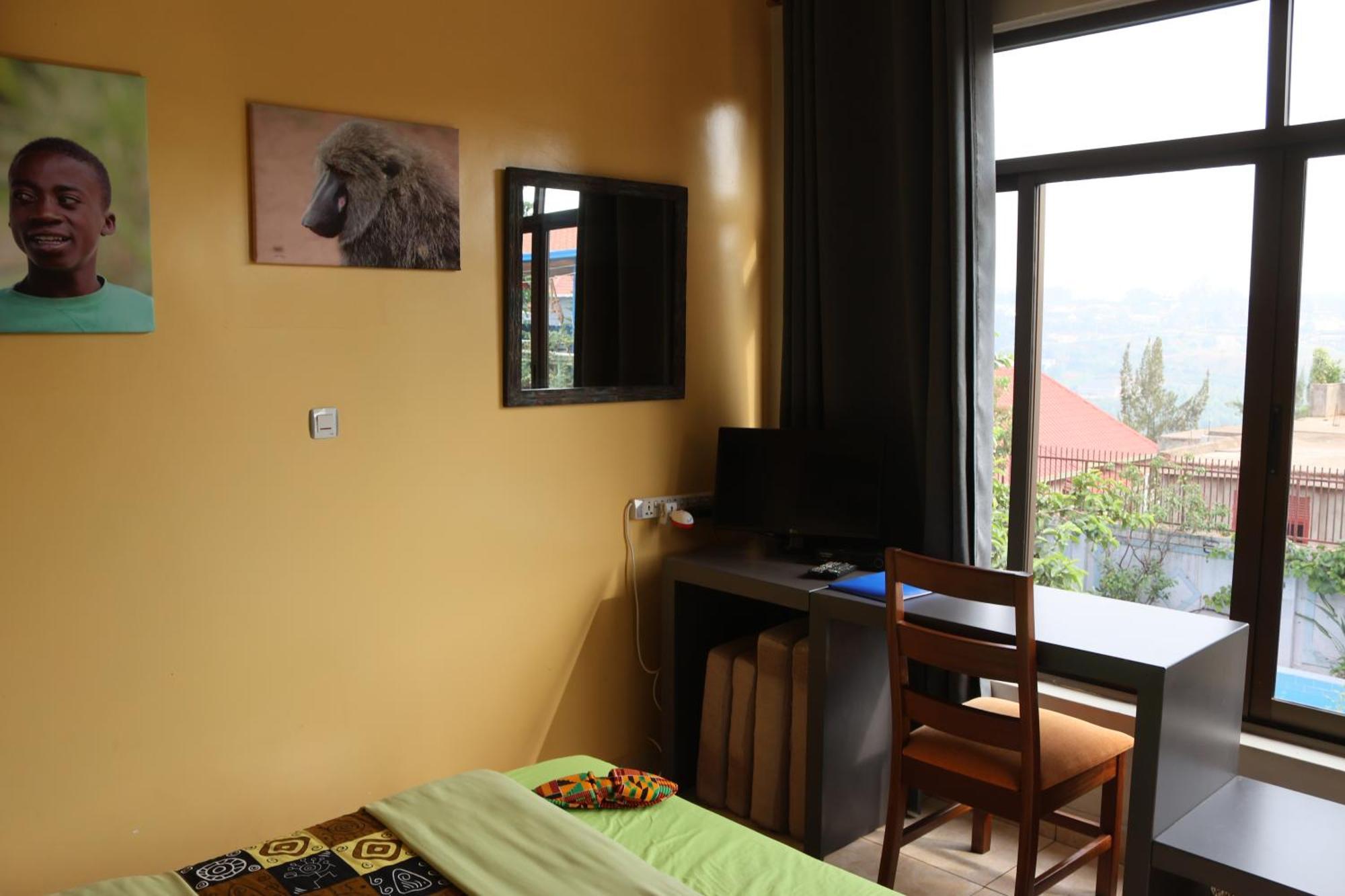 Umusambi B&B 키갈리 외부 사진