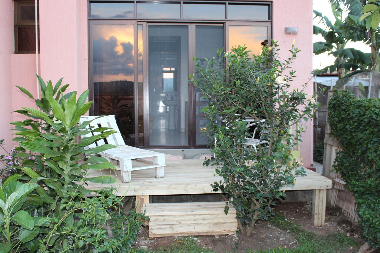 Umusambi B&B 키갈리 외부 사진